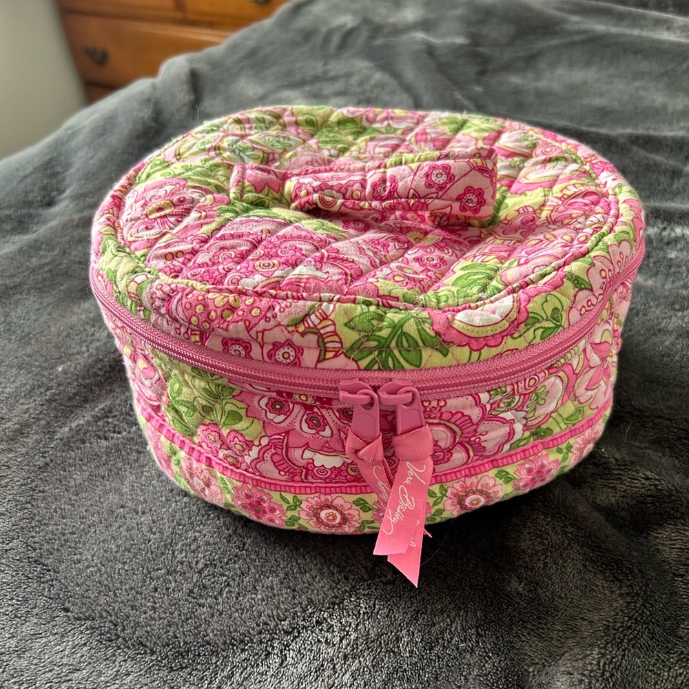 Vera Bradley Round Travel Cosmetic Organizer. Retired Petal Pink print.